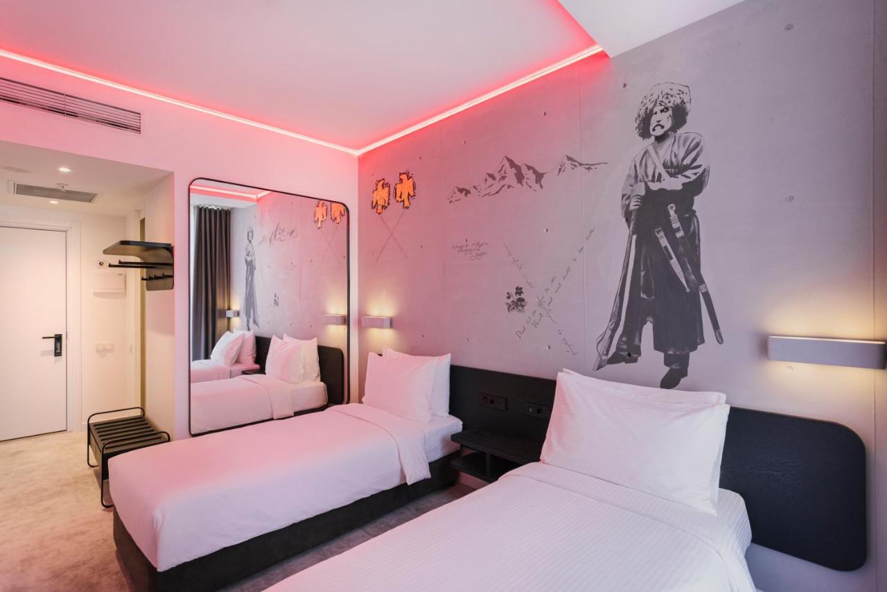Golden Tulip Design Tbilisi Ξενοδοχείο Εξωτερικό φωτογραφία