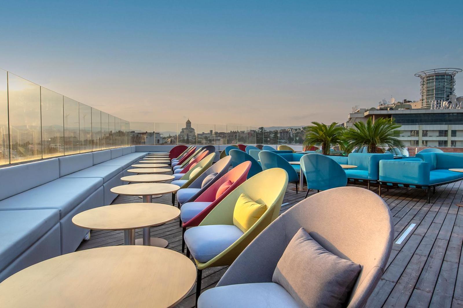 Golden Tulip Design Tbilisi Ξενοδοχείο Εξωτερικό φωτογραφία
